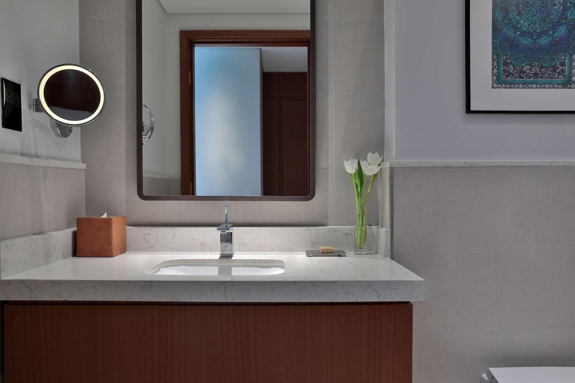 Doubletree By Hilton Waterfront And Residences 4* Schardscha