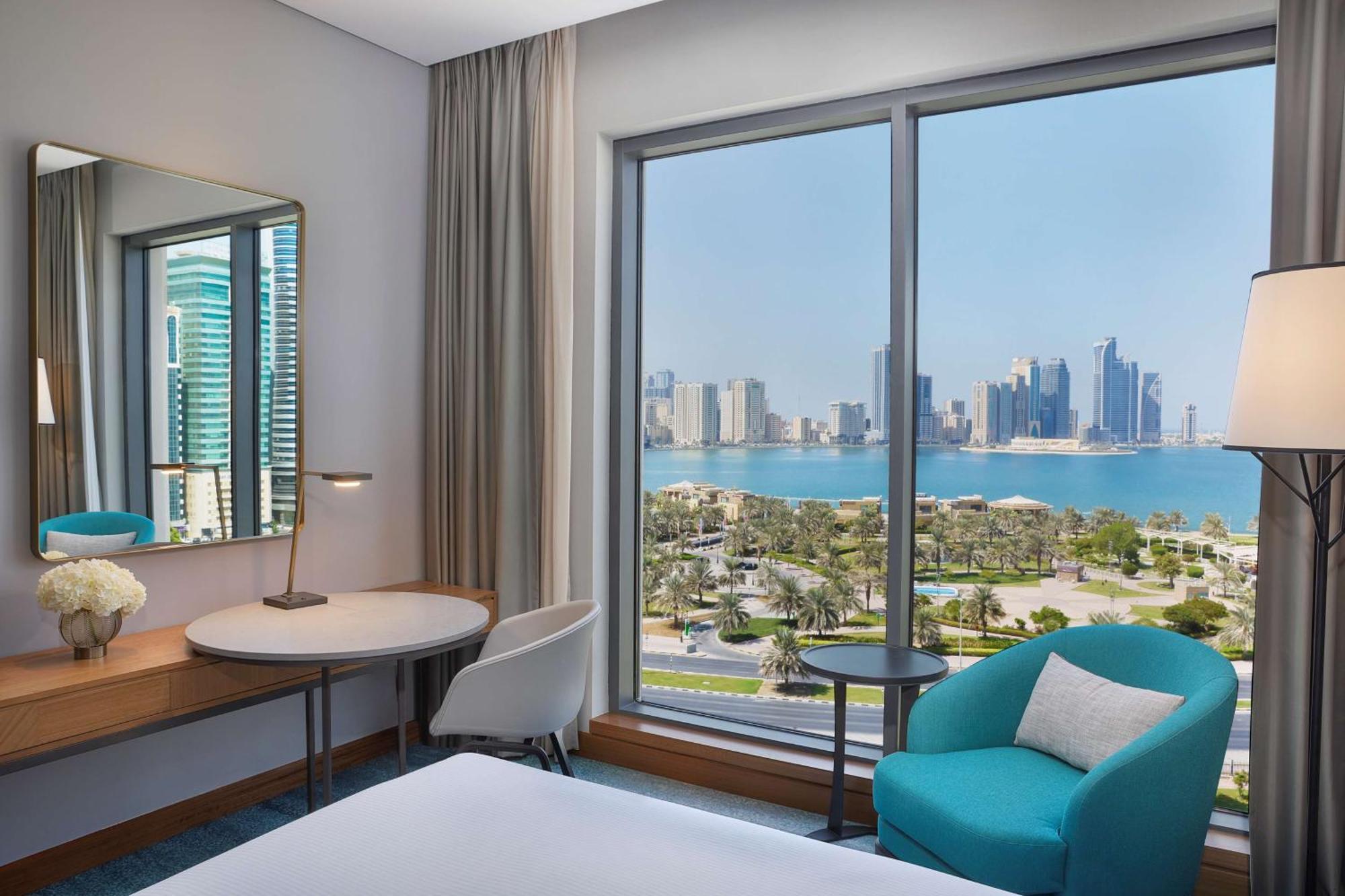 Doubletree By Hilton Waterfront And Residences Hotel 4*