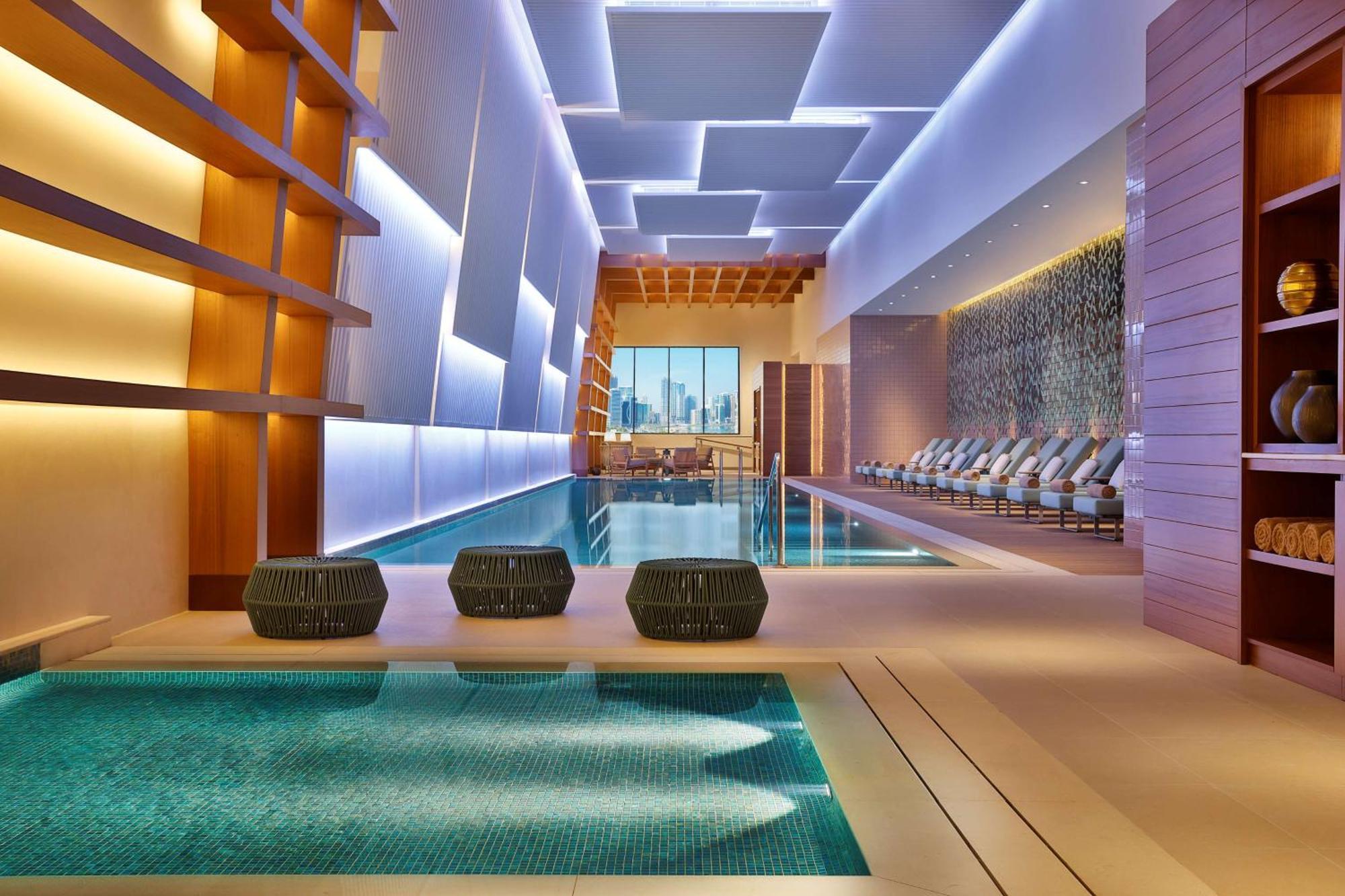 Hotel Doubletree By Hilton Waterfront And Residences 4*