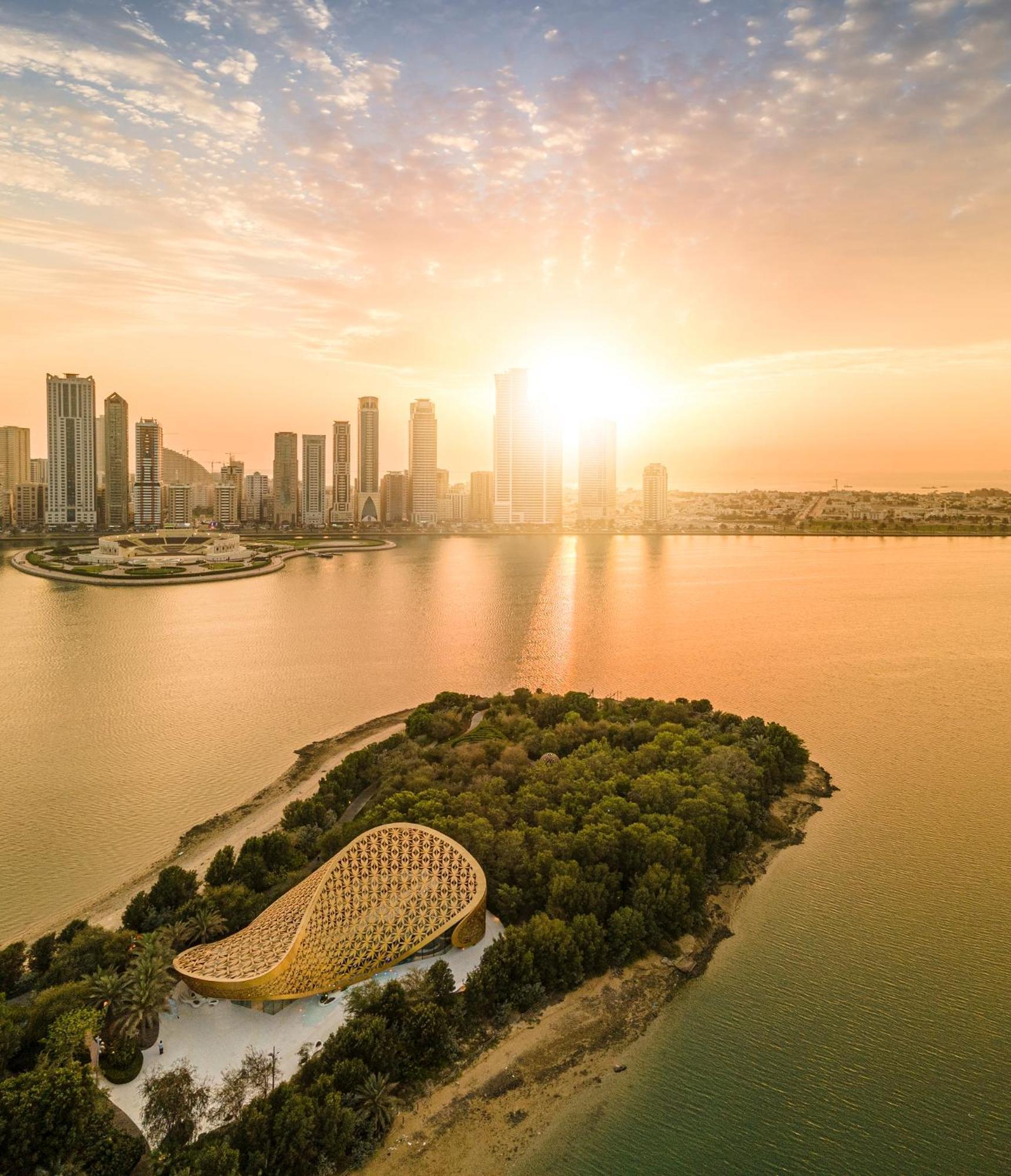 Hotel Doubletree By Hilton Waterfront And Residences