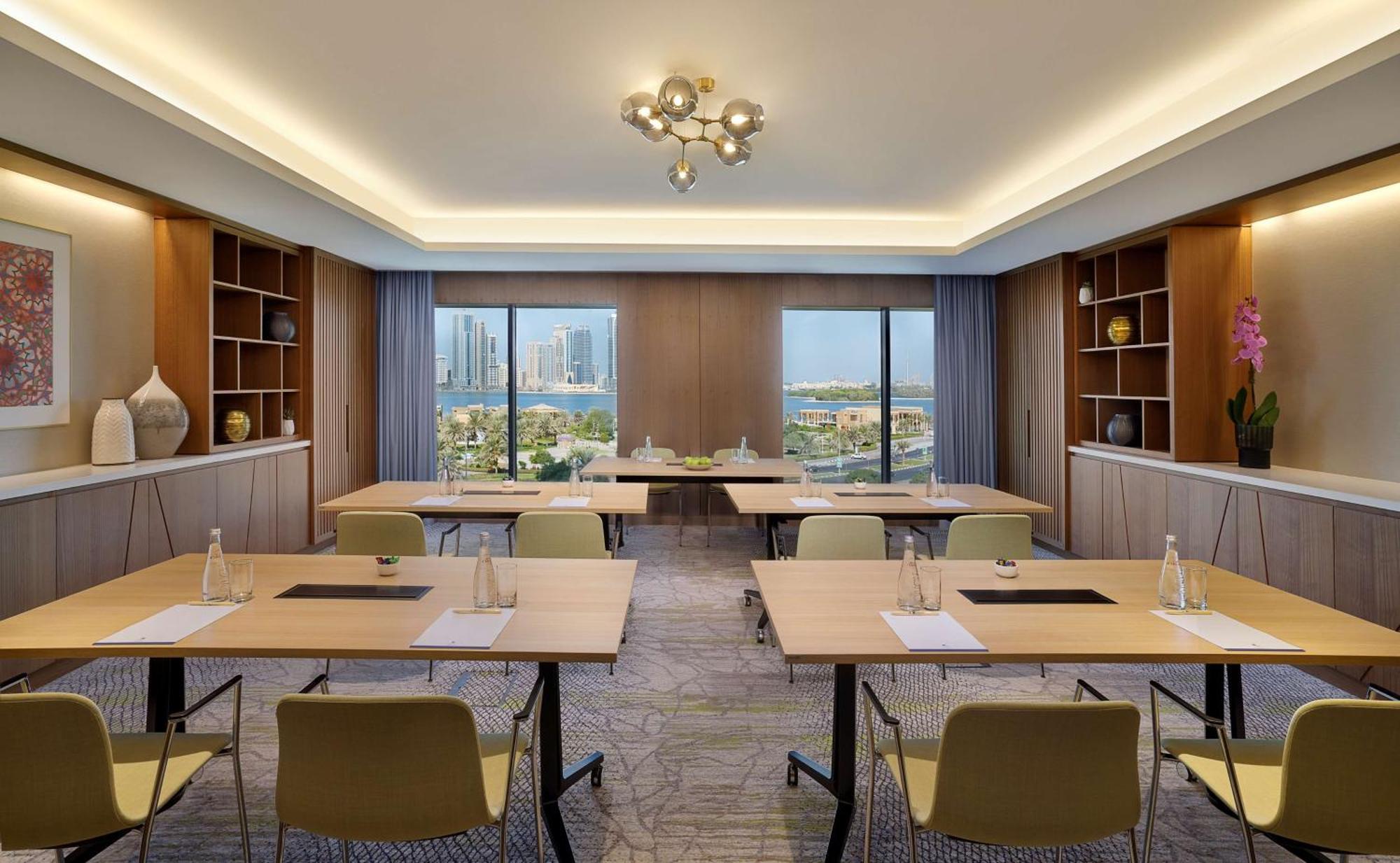 Hotel Doubletree By Hilton Waterfront And Residences Schardscha