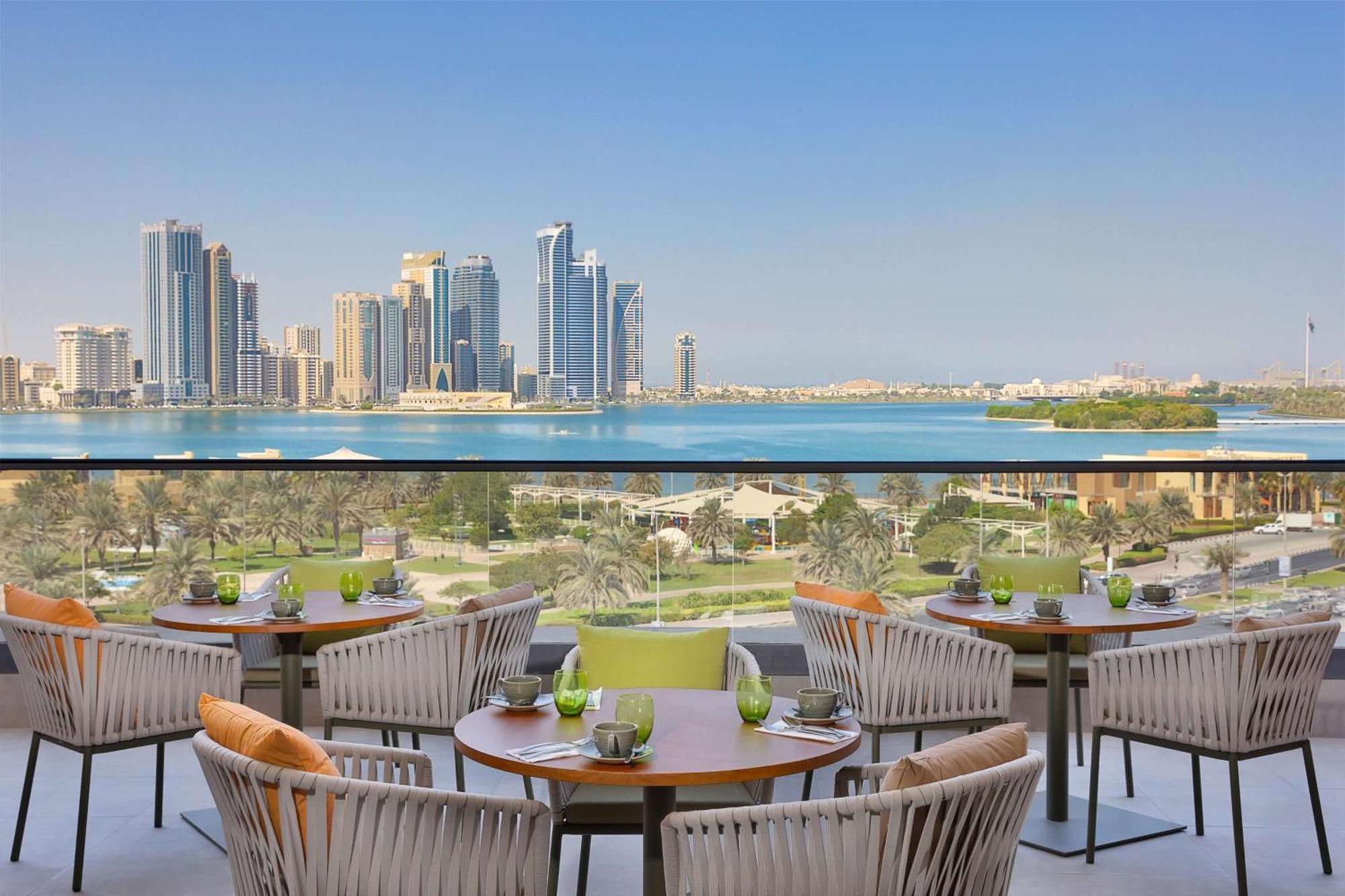 Hotel Doubletree By Hilton Waterfront And Residences